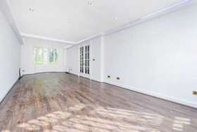 5 bedroom Detached t...